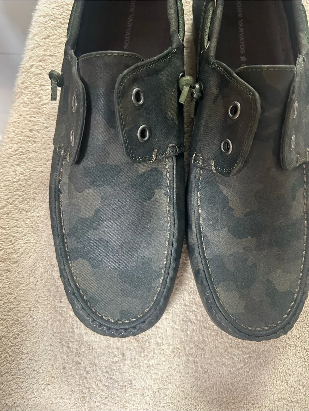 JOHN VARVATOS USA DARK CAMO PATTERNED SCHOONER BOAT SHOES. New size 9